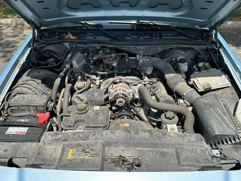 Used 2011 Ford Crown Victoria Police Interceptor image 15