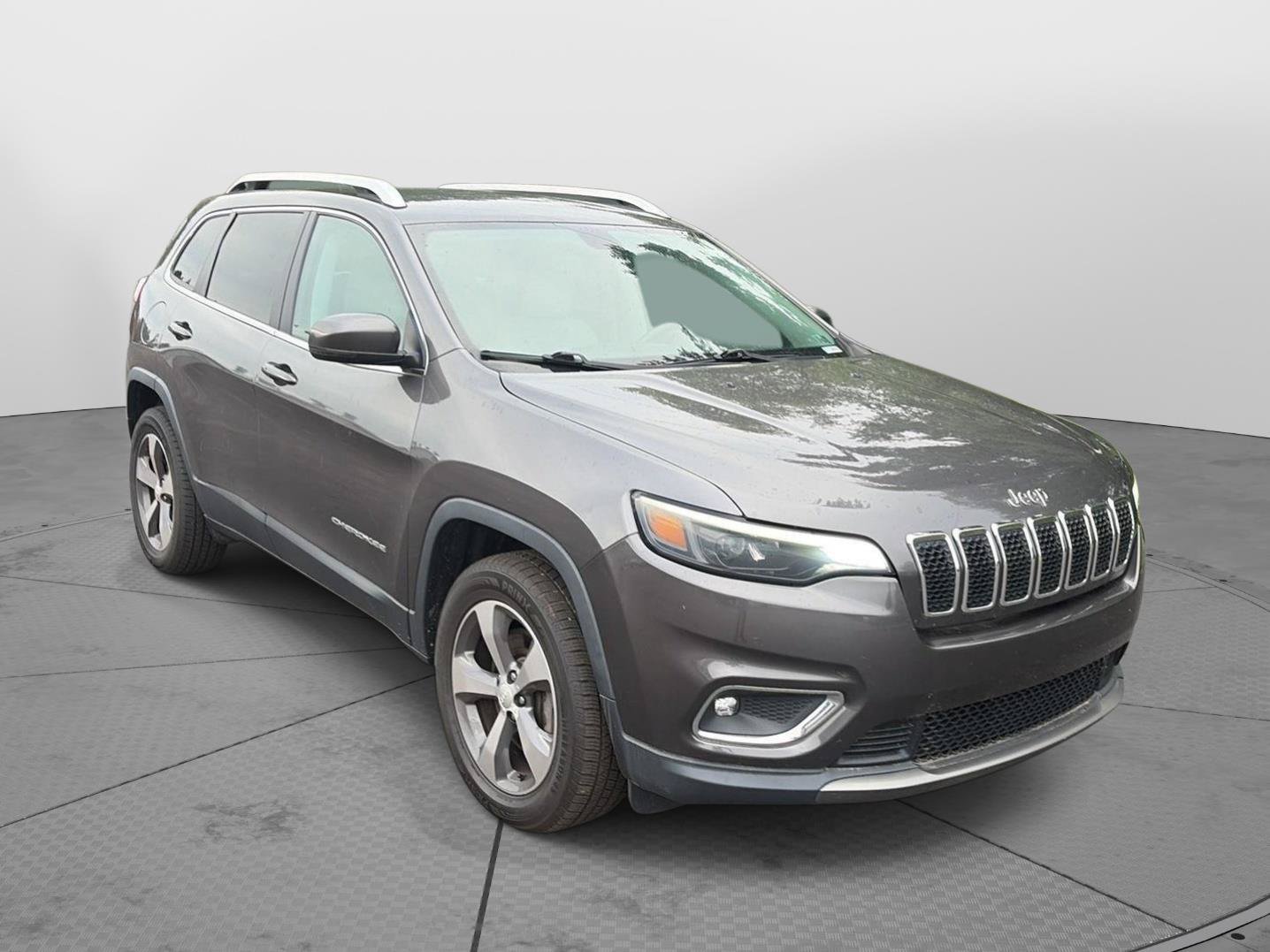 Used 2019 Jeep Cherokee Limited AWD/4WD image 1