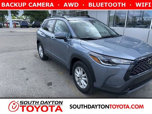 Used 2024 Toyota Corolla Cross LE AWD/4WD image 1