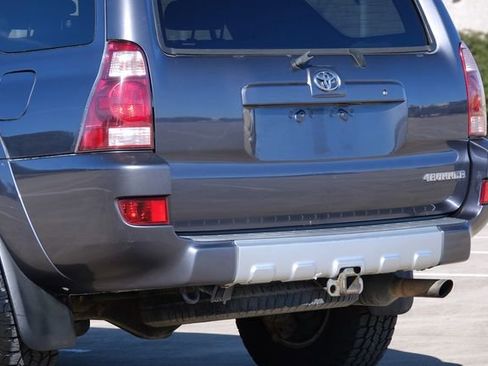 Used 2003 Toyota 4Runner SR5 image 18