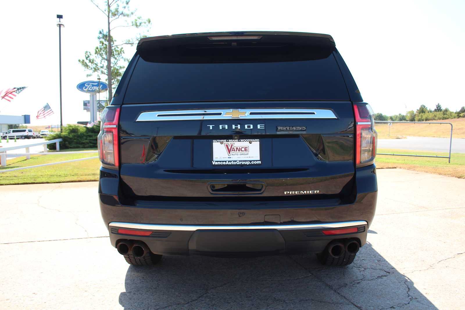 Used 2023 Chevrolet Tahoe Premier AWD/4WD image 8