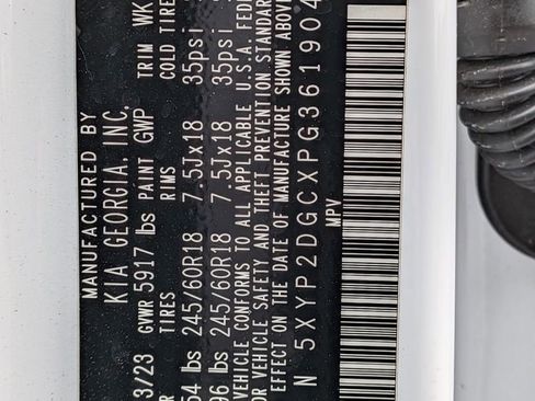 Used 2023 Kia Telluride LX image 36