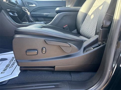 Used 2022 Chevrolet Colorado Z71 image 18