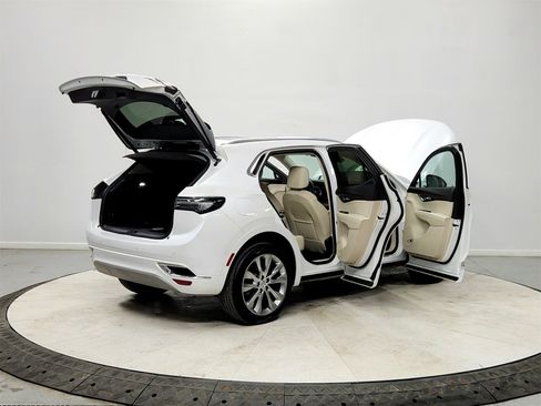 Used 2023 Buick Envision Avenir image 15