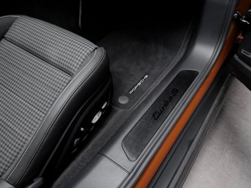 Certified 2025 Porsche Panamera Turbo S image 36