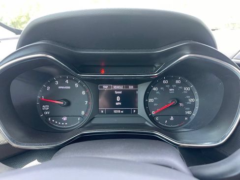 Used 2023 Chevrolet TrailBlazer LT w/ Convenience Package FWD image 9