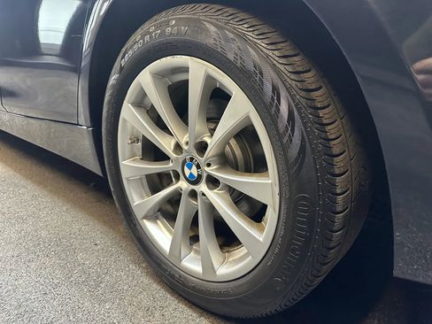 Used 2017 BMW 320i xDrive Sedan image 34