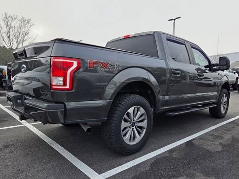 Used 2017 Ford F150 XL w/ Equipment Group 101A Mid image 3