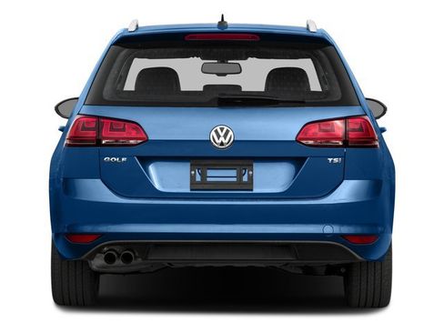 Used 2016 Volkswagen Golf S FWD image 5