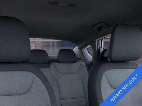 New 2025 Kia K4 LX image 27