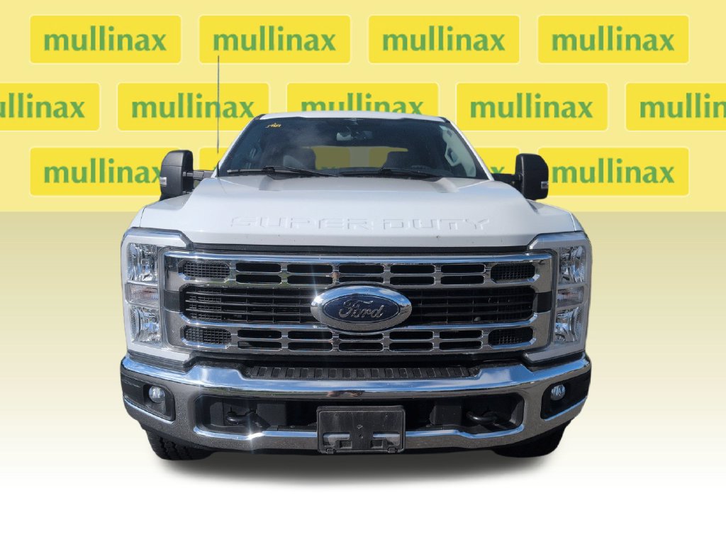 Used 2023 Ford F350 XLT w/ FX4 Off-Road Package AWD/4WD image 16