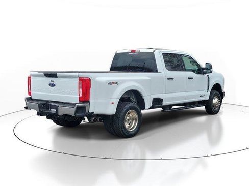 Used 2025 Ford F350 XLT AWD/4WD image 4