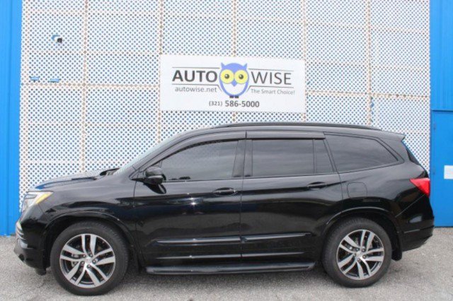 Used 2017 Honda Pilot Elite image 6