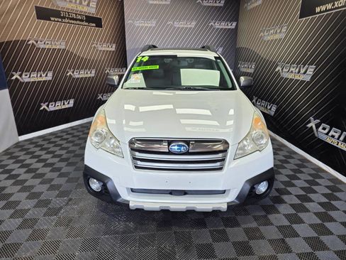 Used 2014 Subaru Outback 2.5i Limited image 4