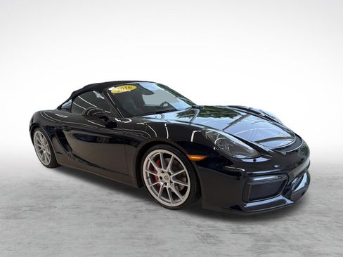Used 2016 Porsche Boxster Spyder RWD image 8