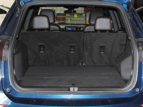 Used 2022 Chevrolet Equinox RS w/ RS Leather Package image 24