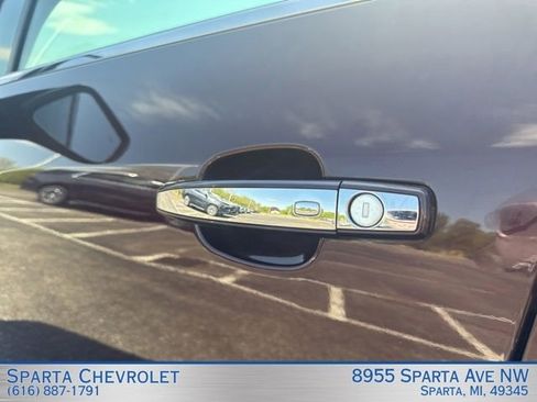 Used 2017 Buick Encore Essence FWD image 9