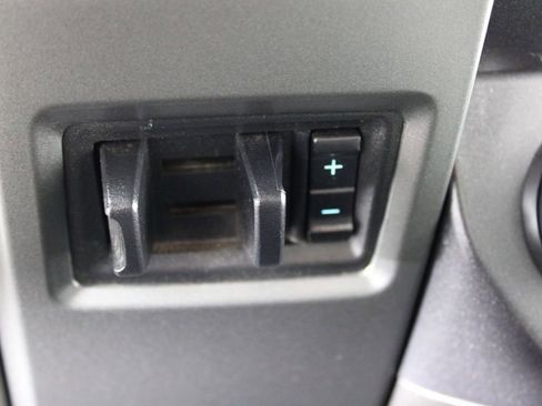 Used 2022 Ford F350 XLT w/ XLT Value Package image 24