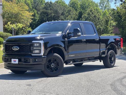 New 2026 Ford F250 XL w/ STX Appearance Package AWD/4WD image 1