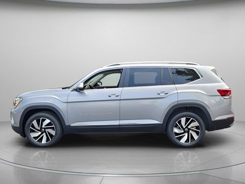 New 2026 Volkswagen Atlas SEL AWD/4WD image 2