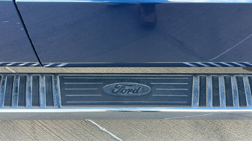 Used 2014 Ford F150 Lariat w/ Equipment Group 502A Luxury AWD/4WD image 7