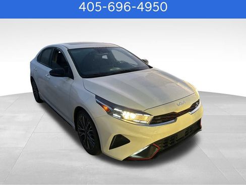 Used 2024 Kia Forte GT-Line w/ GT-Line Premium Package image 2