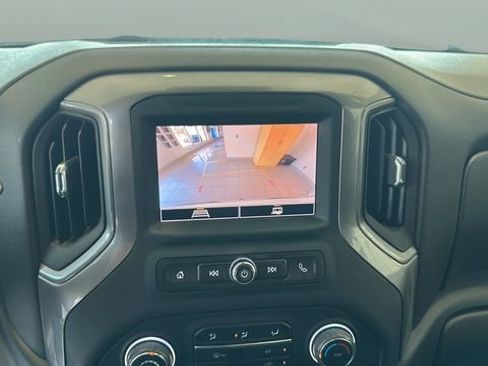 Used 2022 Chevrolet Silverado 1500 Custom AWD/4WD image 12