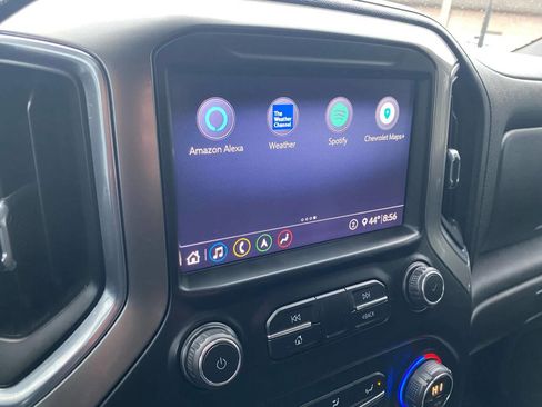 Used 2020 Chevrolet Silverado 2500 LTZ w/ LTZ Premium Package image 19