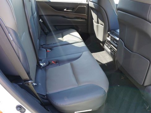 Used 2025 Lexus LX 700h Overtrail image 24