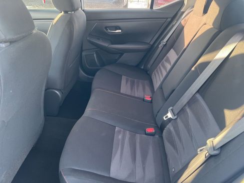 Certified 2024 Nissan Sentra SR image 9