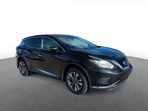 Used 2015 Nissan Murano S image 2