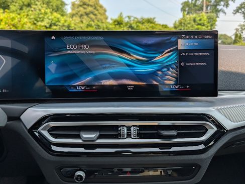 Used 2023 BMW i4 eDrive35 RWD image 32