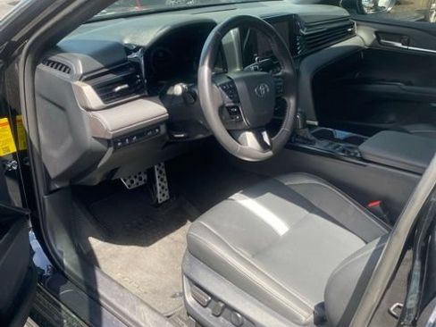 Used 2025 Toyota Camry SE FWD image 14