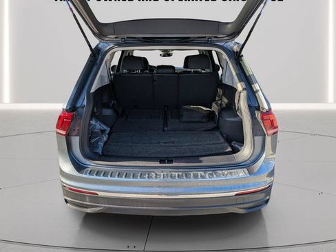 Used 2023 Volkswagen Tiguan SE FWD image 9