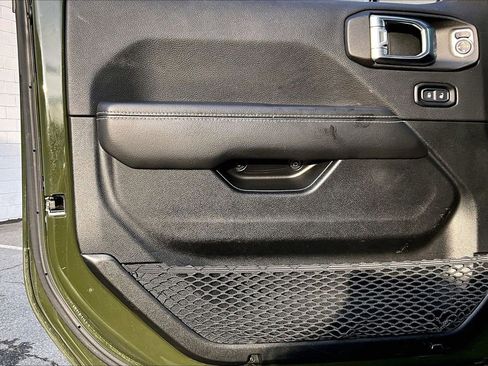 Certified 2021 Jeep Wrangler Unlimited Rubicon image 26