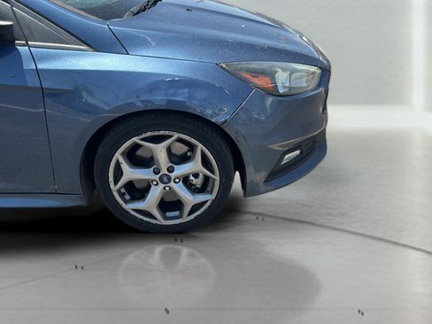 Used 2018 Ford Focus ST FWD image 36