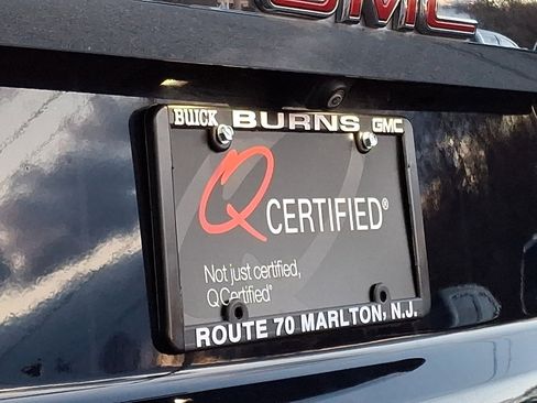 Used 2023 GMC Yukon SLT w/ SLT Luxury Package image 31