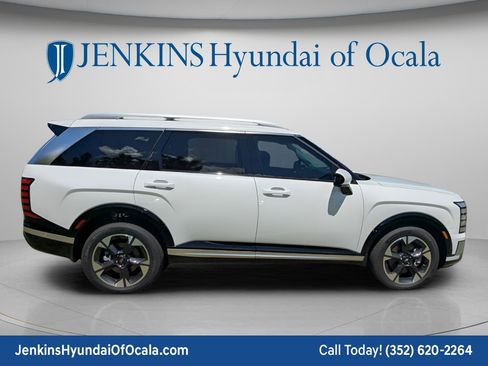 New 2026 Hyundai Palisade Limited FWD image 2