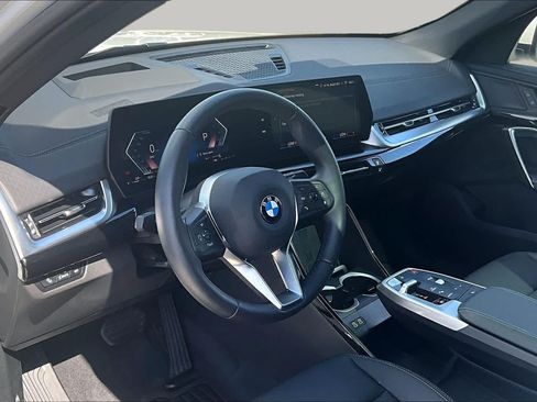 Used 2026 BMW X2 xDrive28i AWD/4WD image 16