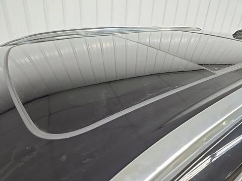 Used 2023 Volvo XC90 T8 Plus w/ Protection Package image 11