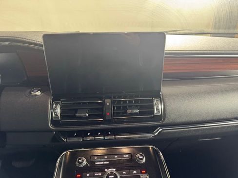 Certified 2022 Lincoln Navigator Reserve image 25