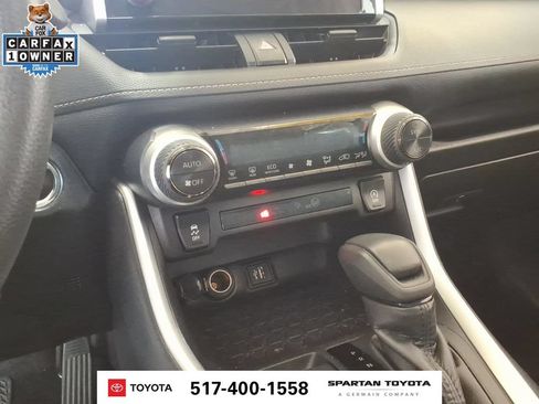 Used 2024 Toyota RAV4 XLE FWD image 20
