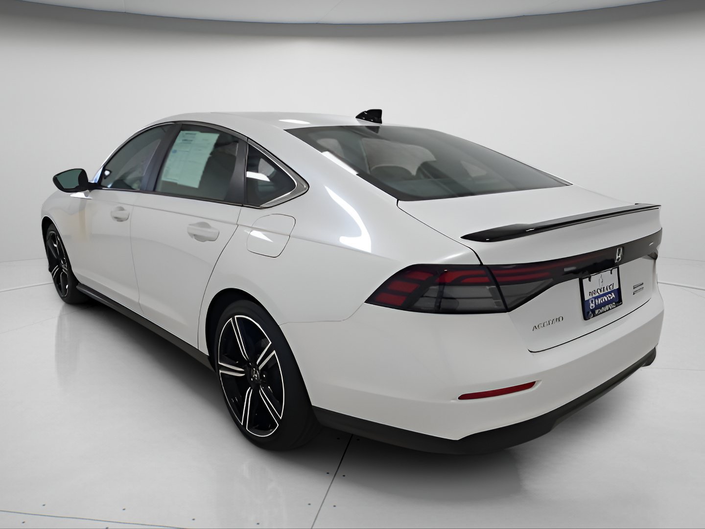 Used 2024 Honda Accord Sport image 5