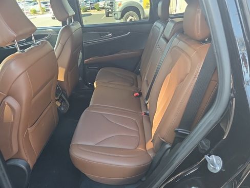 Used 2023 Lincoln Nautilus Reserve w/ Monochromatic Package image 3