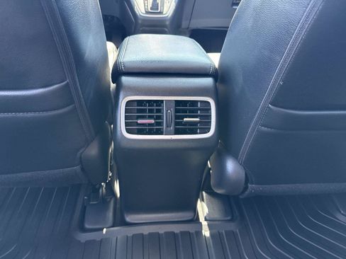 Used 2016 Honda CR-V Touring image 22