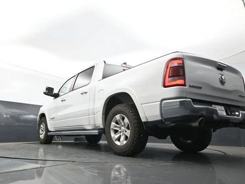 Used 2022 RAM 1500 Laramie AWD/4WD image 23