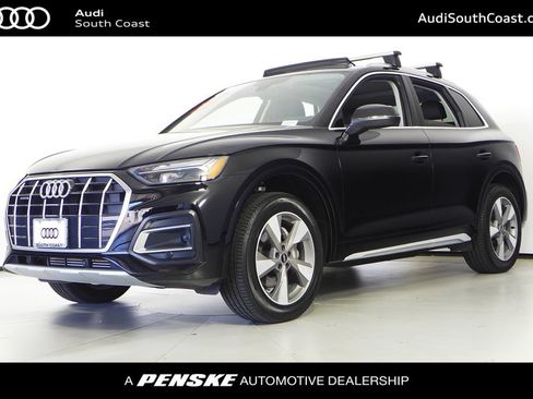 Used 2023 Audi Q5 2.0T Premium w/ Convenience Package AWD/4WD image 1