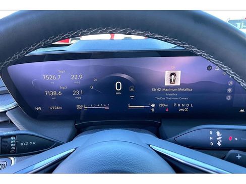 Used 2025 Buick Enclave Sport Touring image 13