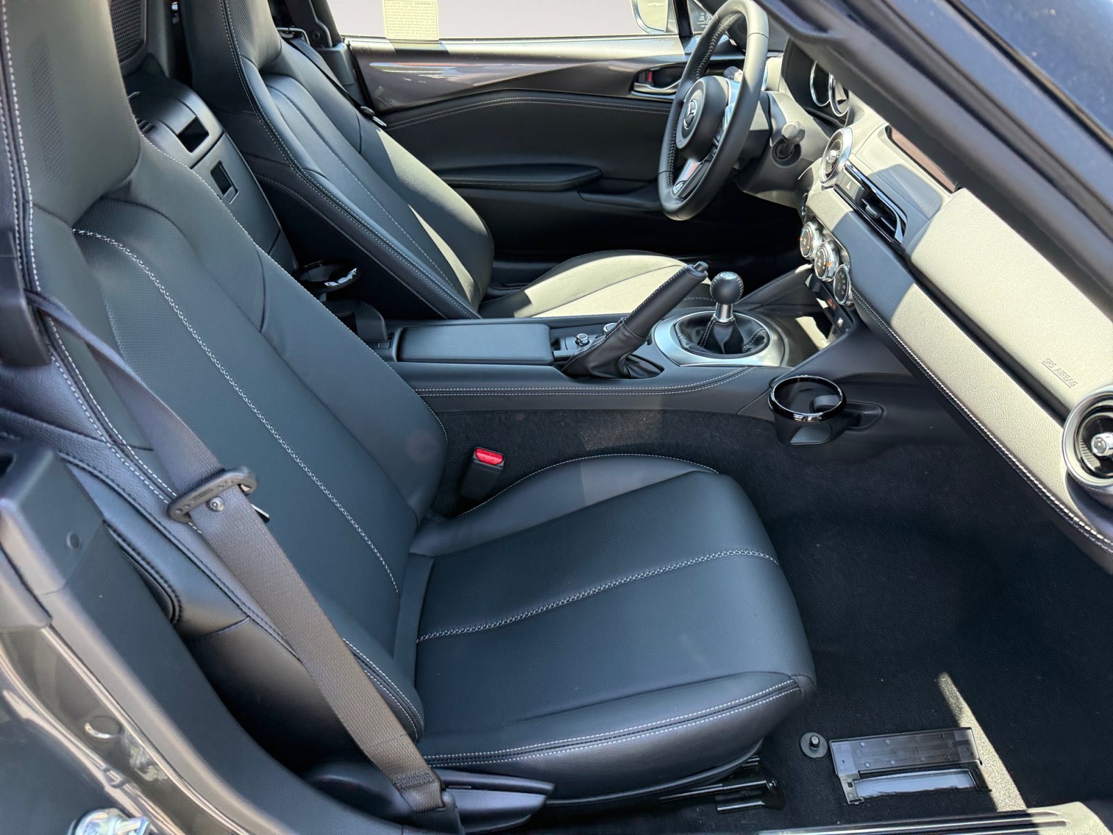 New 2026 MAZDA MX-5 Miata Grand Touring w/ Weather Package RWD image 18