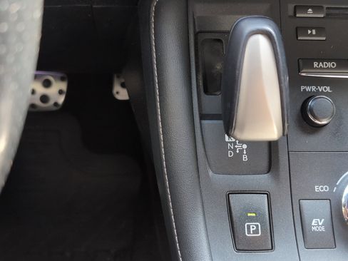 Used 2015 Lexus CT 200h w/ Navigation Package FWD image 25